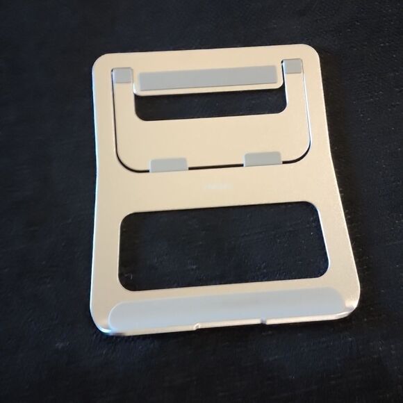 Phillips Ultra Thin Metal Laptop Stand - Picture 8 of 10